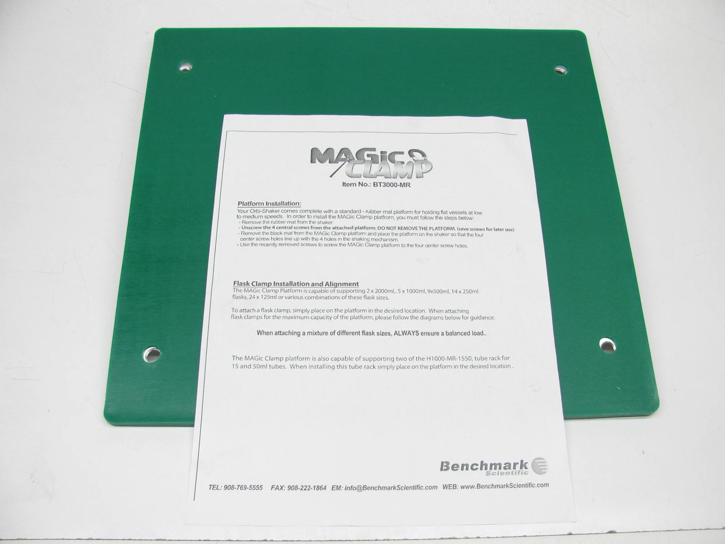 Benchmark BT3000MR Magic Clamp Universal Platform For Flasks Tube Racks, 14''x12''