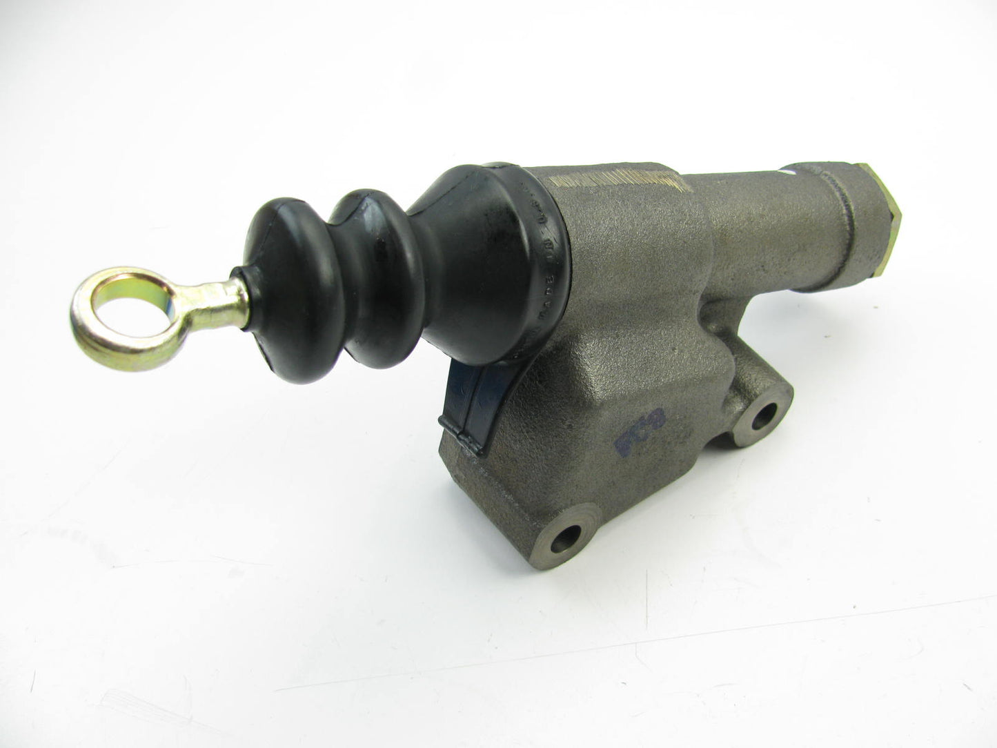 1981-1983 Ford C600 C700 C8000 C8000 Medium Duty Truck Clutch Master Cylinder