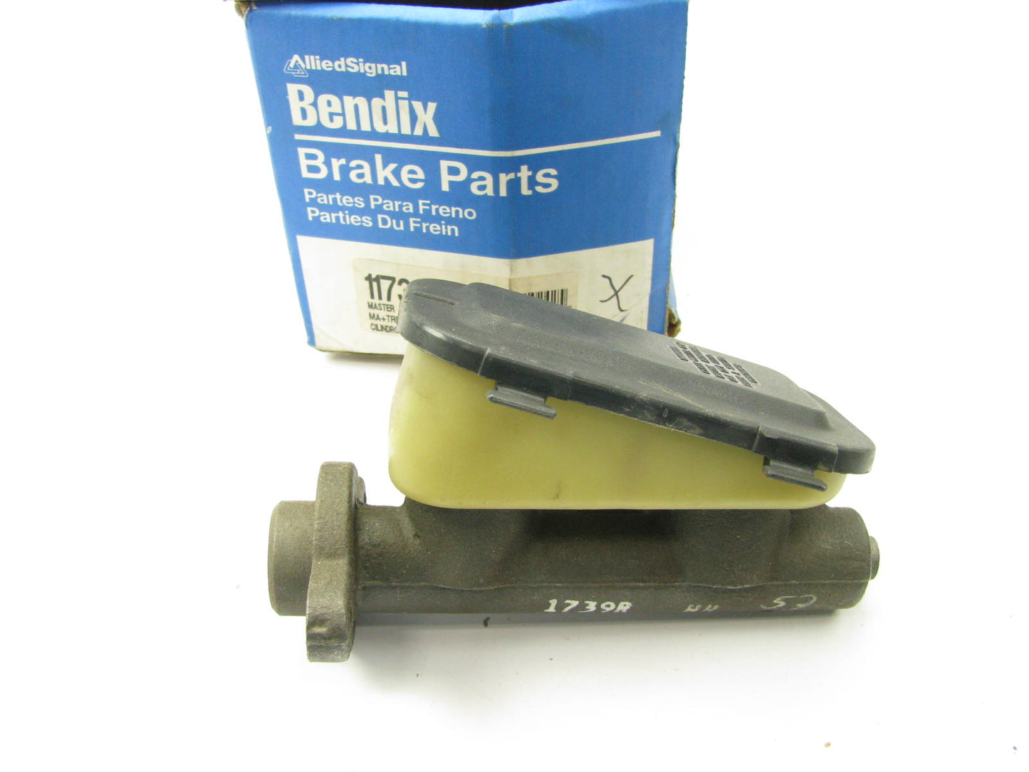 Bendix 11739 Brake Master Cylinder