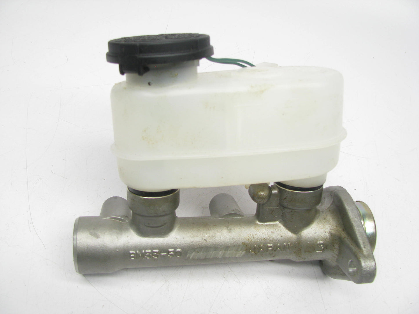 Bendix 12107 Brake Master Cylinder For 1983-1984 Nissan Pulsar NX Turbo