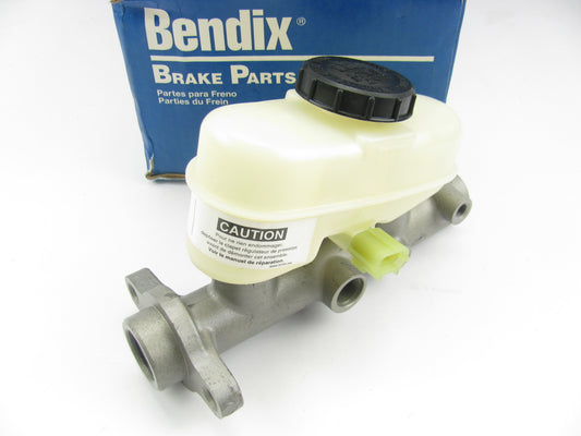 Bendix 13471 Brake Master Cylinder (Police Package, W/o Traction Control)