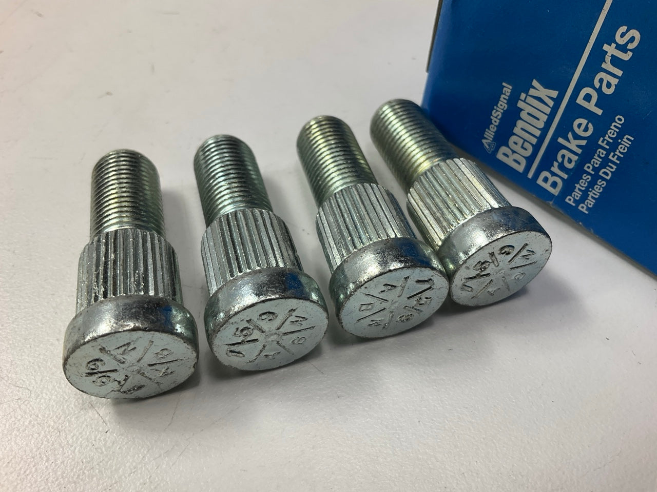 (4) Bendix 142100 1/2-20 Serrated Wheel Stud - .620'' Knurl, 1-5/8'' Length