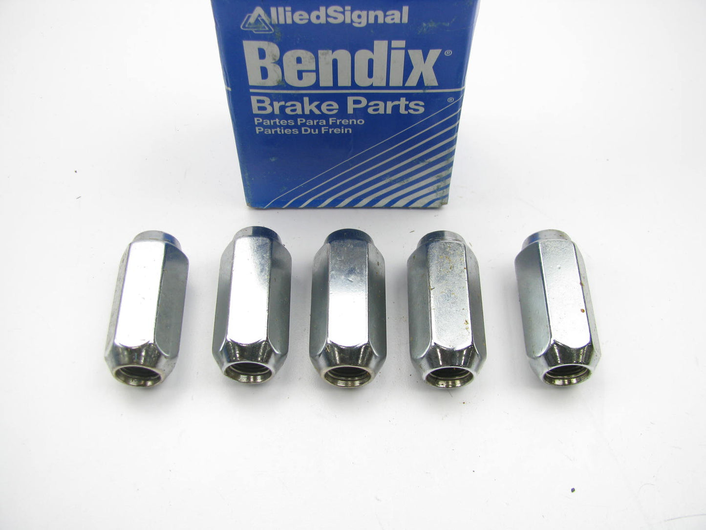 (5) Bendix 142208 Wheel Lug Nuts - Front / Rear