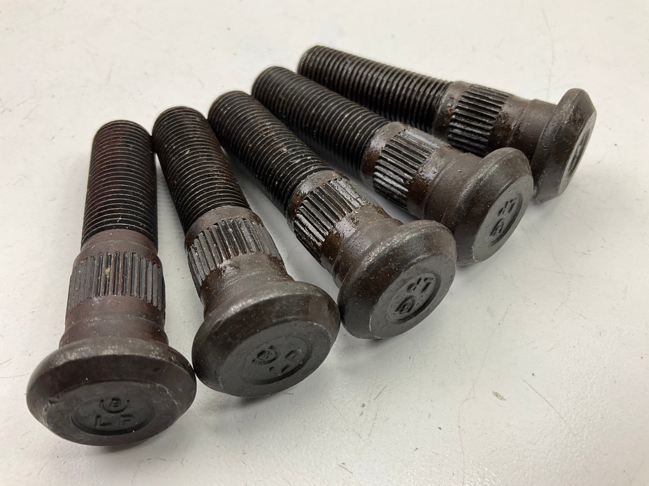 (5) Bendix 142212 Wheel Lug Stud