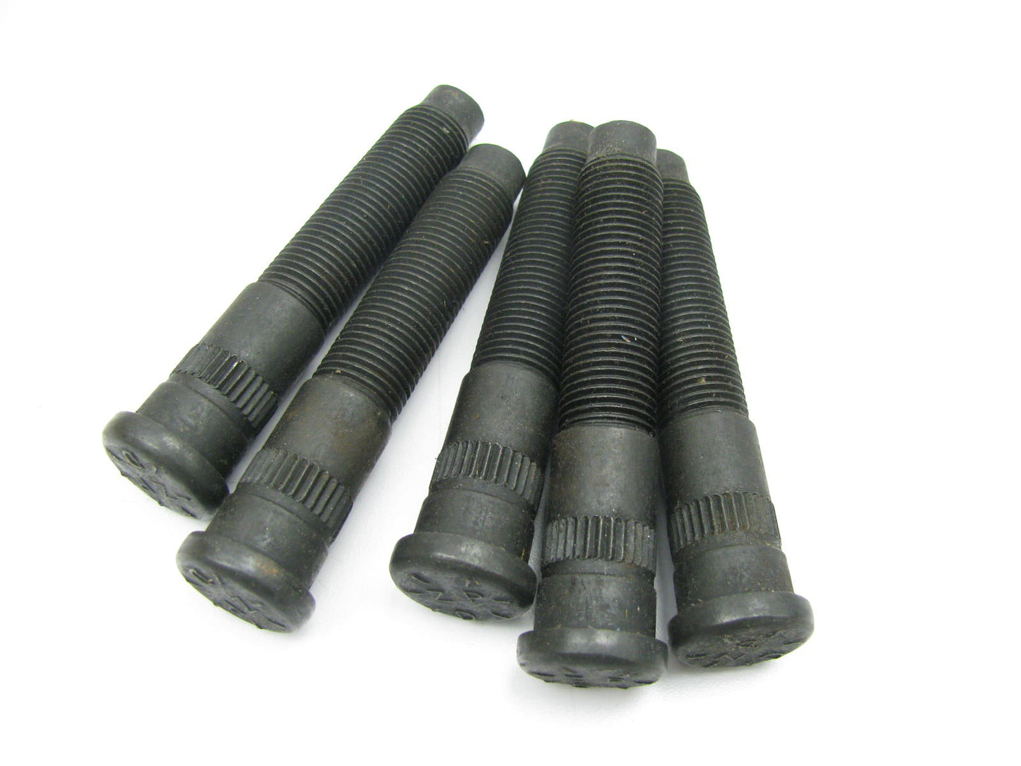 (5) Bendix 142226 Rear Wheel Lug Studs