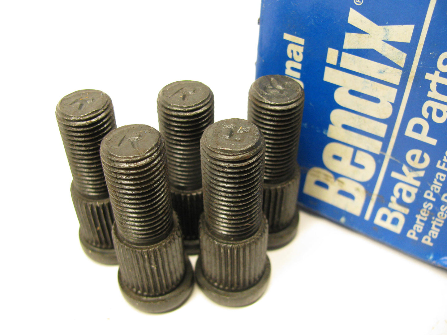 (5) Bendix 142237 Wheel Lug Studs - Front