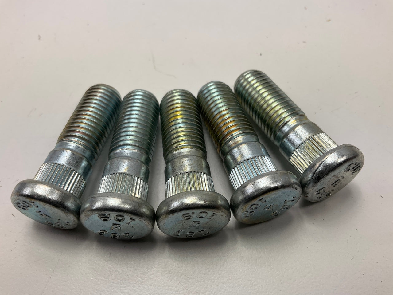 (5) Bendix 142250 Wheel Lug Studs