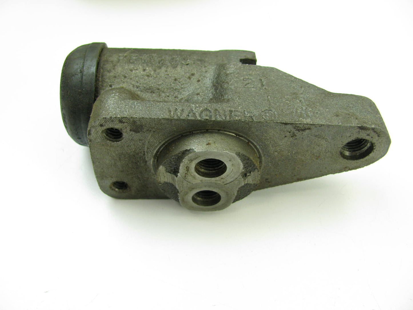 Bendix 33376 REAR Drum Brake Wheel Cylinder 1980-1985 GMC C7000 C7D042 C7D064