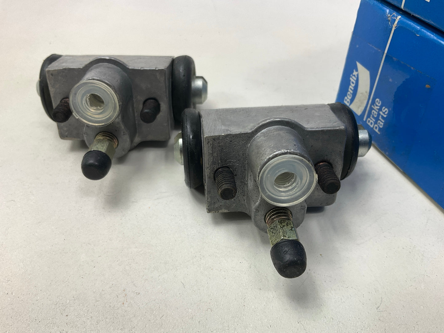 (2) Bendix 33736 Rear Drum Brake Wheel Cylinder For 1973-79 Civic 1976-79 Accord