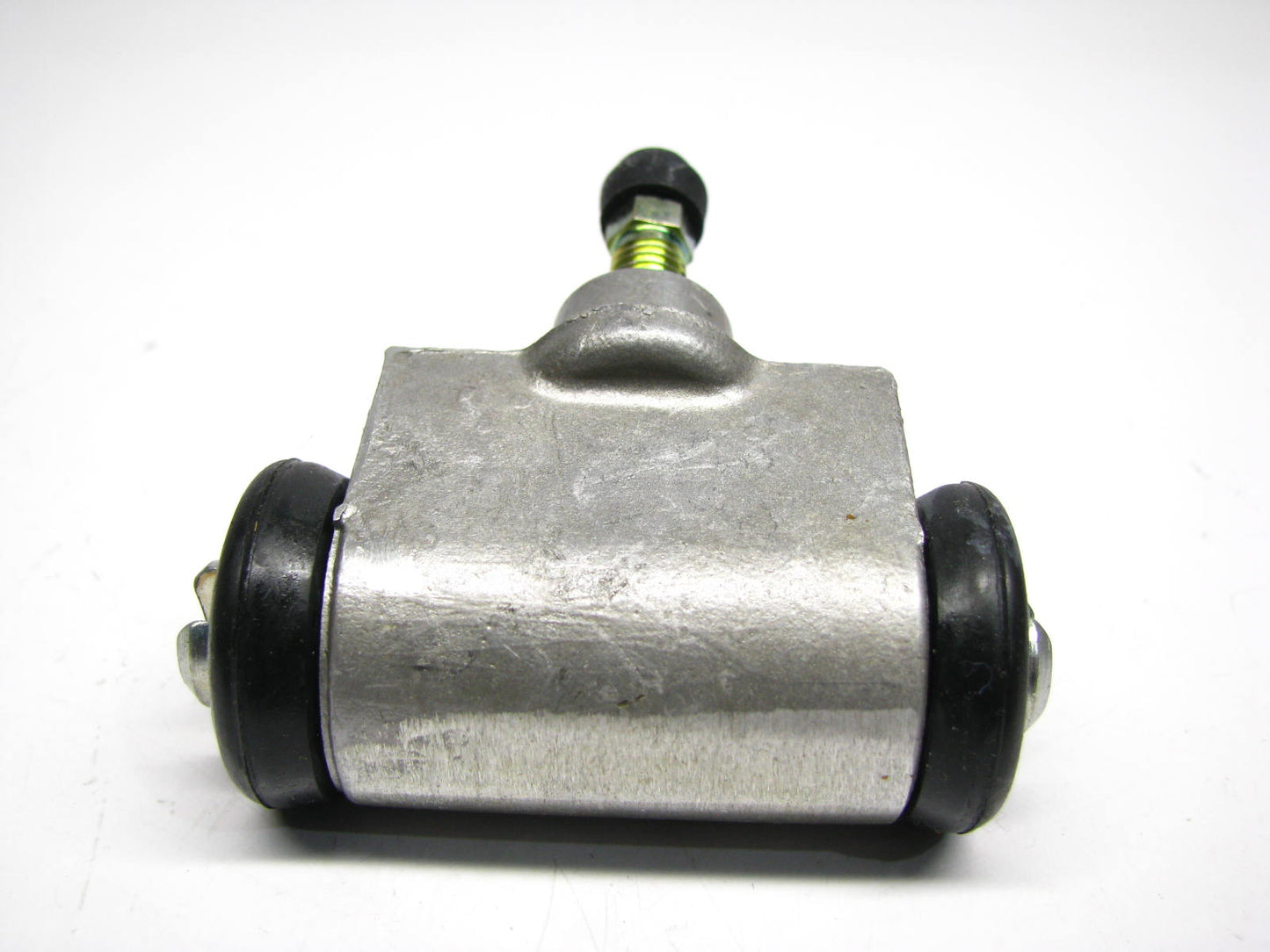 Bendix 33736 Drum Brake Wheel Cylinder - Rear for 1973-79 Civic 1976-79 Accord