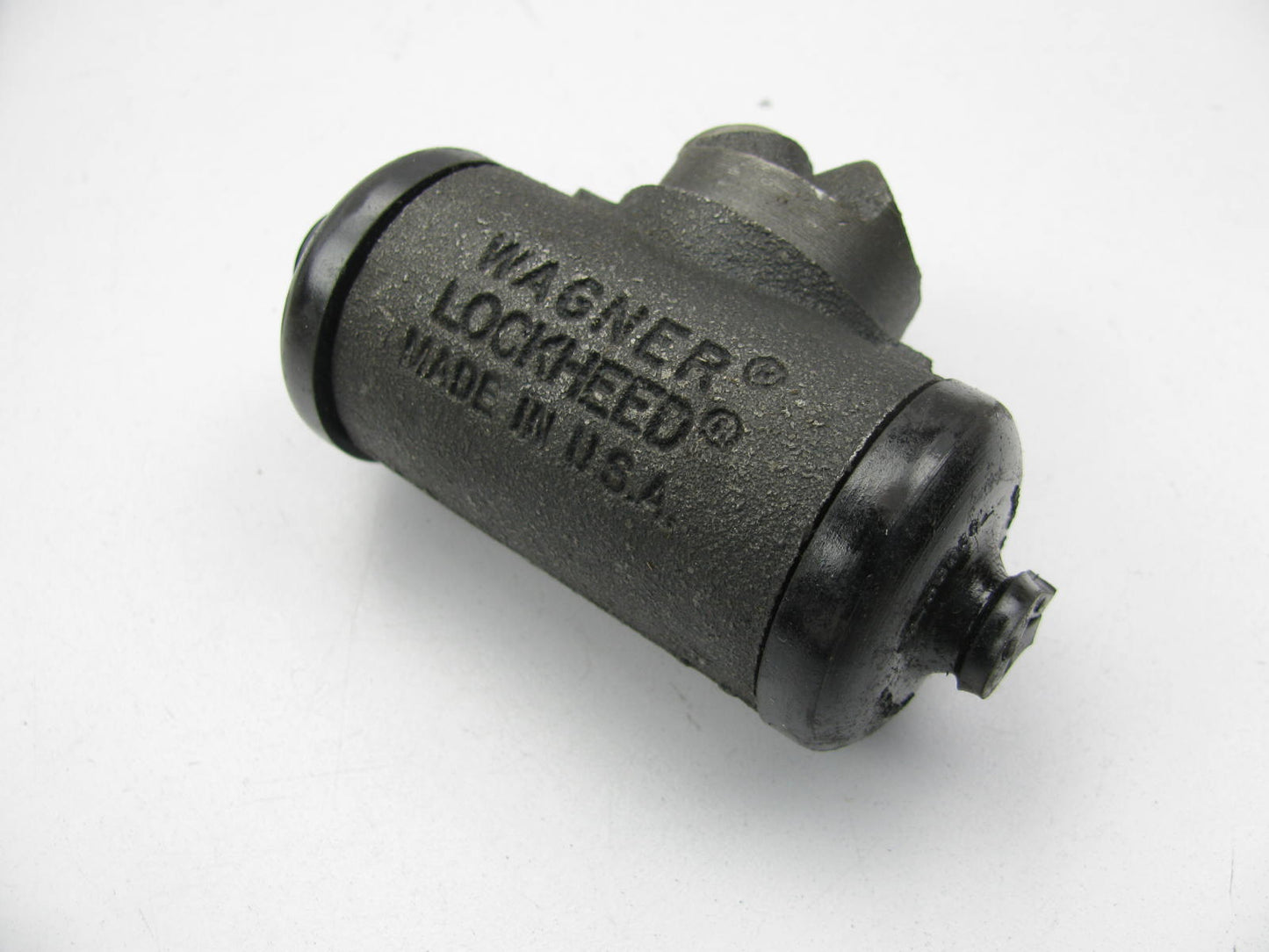 Bendix 33790 Front Right Drum Brake Wheel Cylinder for 1969-1971 IHC 1110 1100D