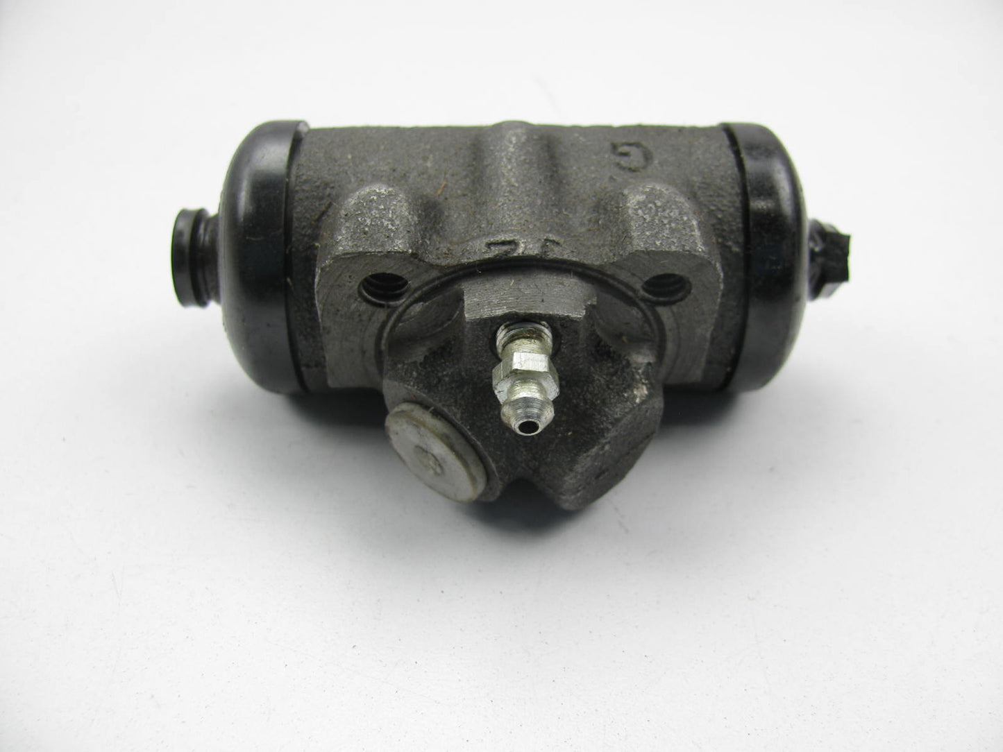 Bendix 33790 Front Right Drum Brake Wheel Cylinder for 1969-1971 IHC 1110 1100D