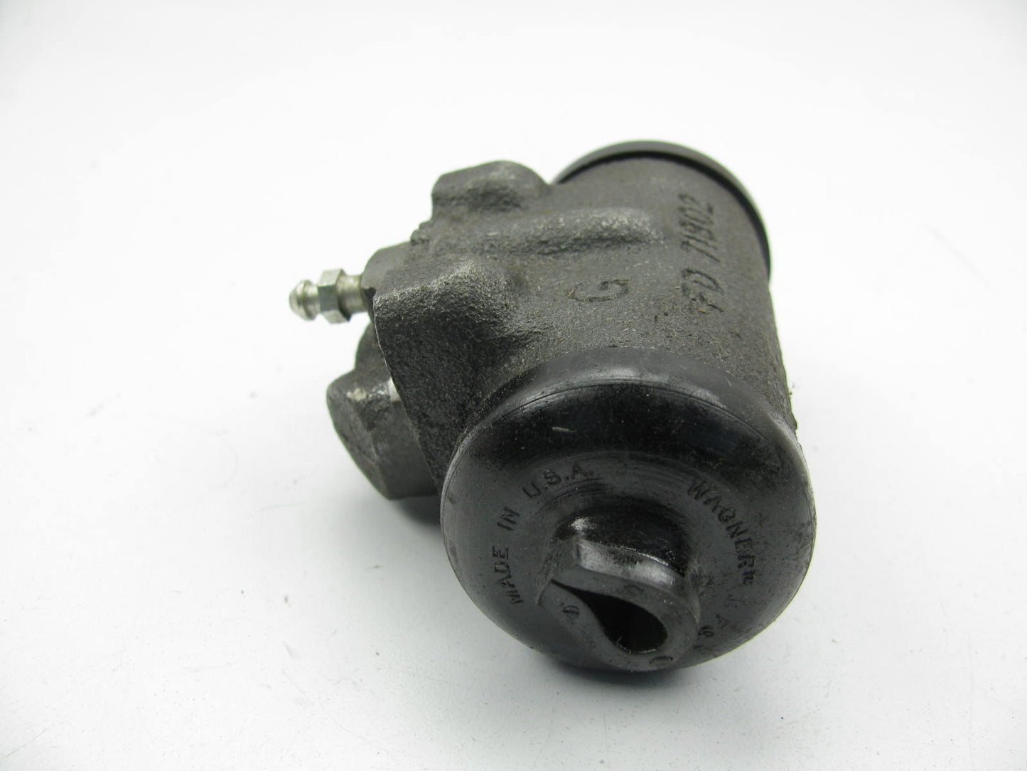 Bendix 33790 Front Right Drum Brake Wheel Cylinder for 1969-1971 IHC 1110 1100D