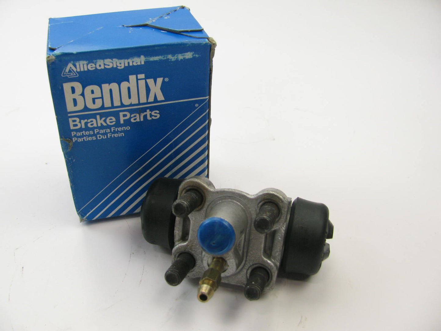 Bendix 33838 Rear Drum Brake Wheel Cylinder For 1980-1982 Datsun 720