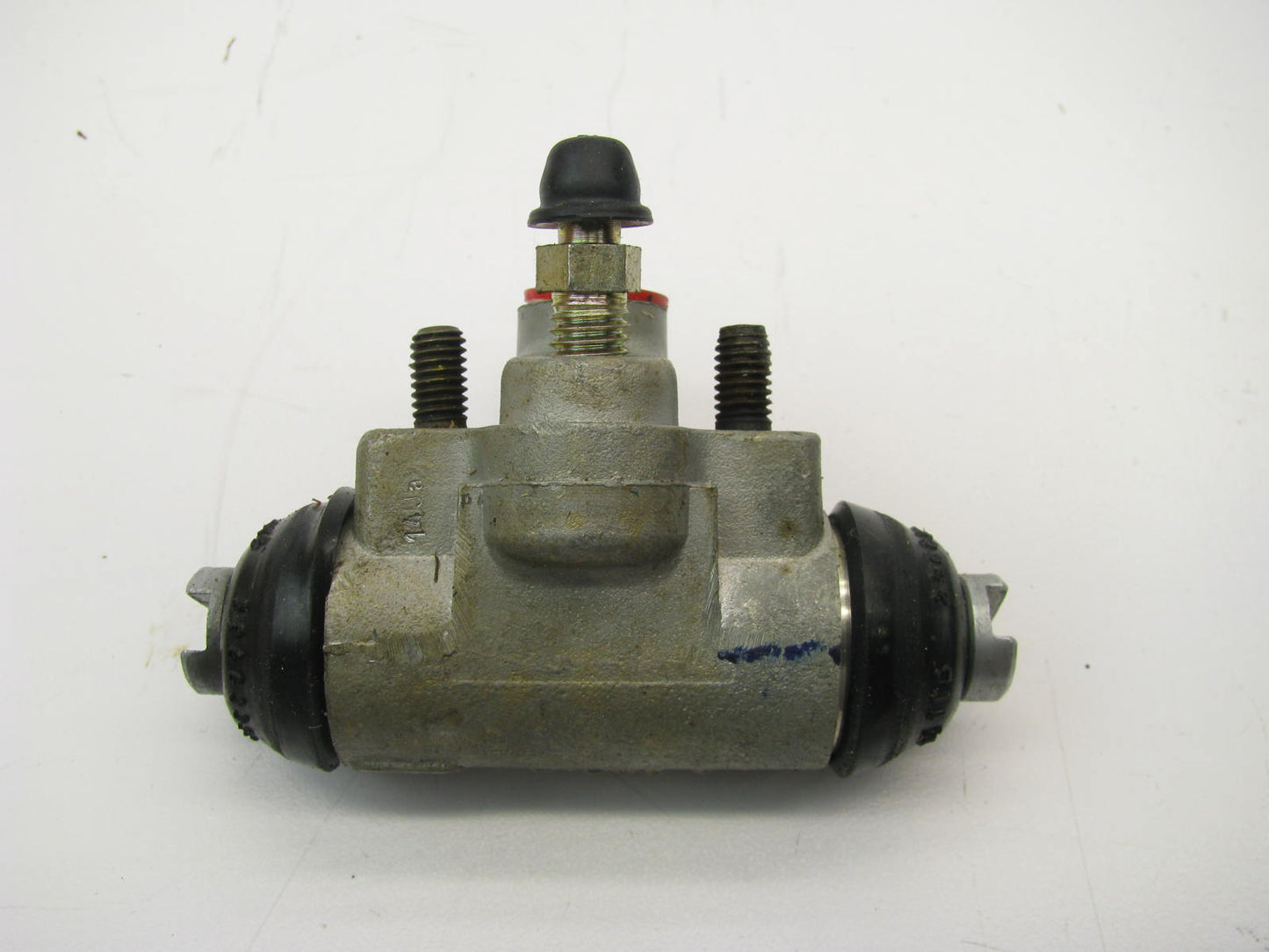 Bendix 33865 Drum Brake Wheel Cylinder - Rear Left / Right