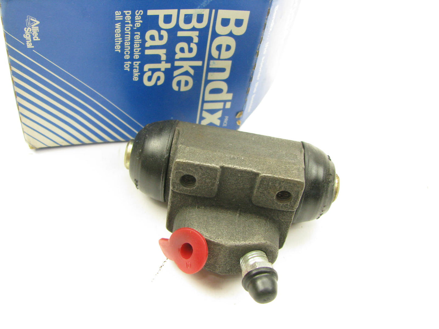 Bendix 33883 Drum Brake Wheel Cylinder - Rear Right