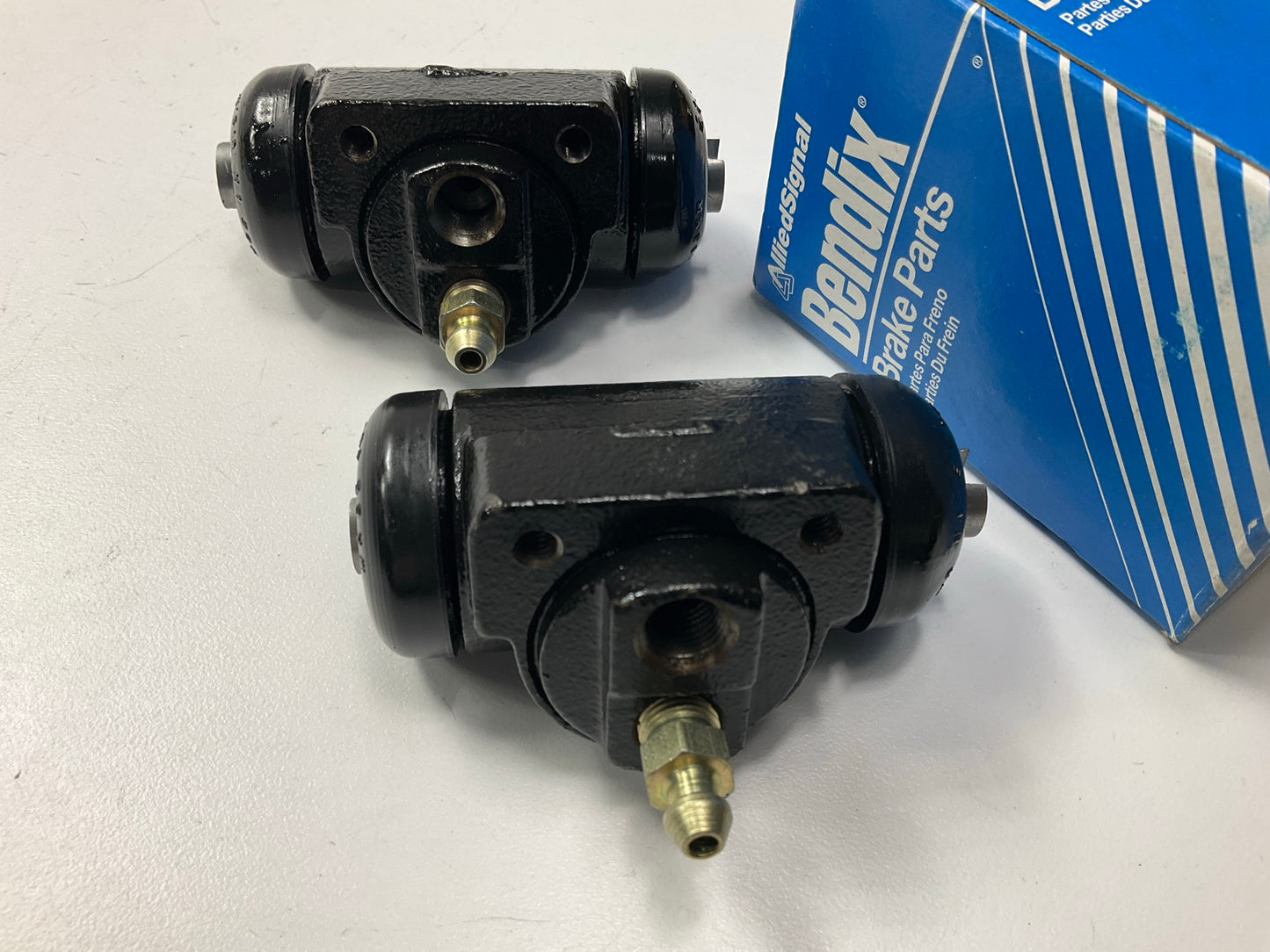 Bendix 34029 Rear Drum Brake Wheel Cylinder - PAIR
