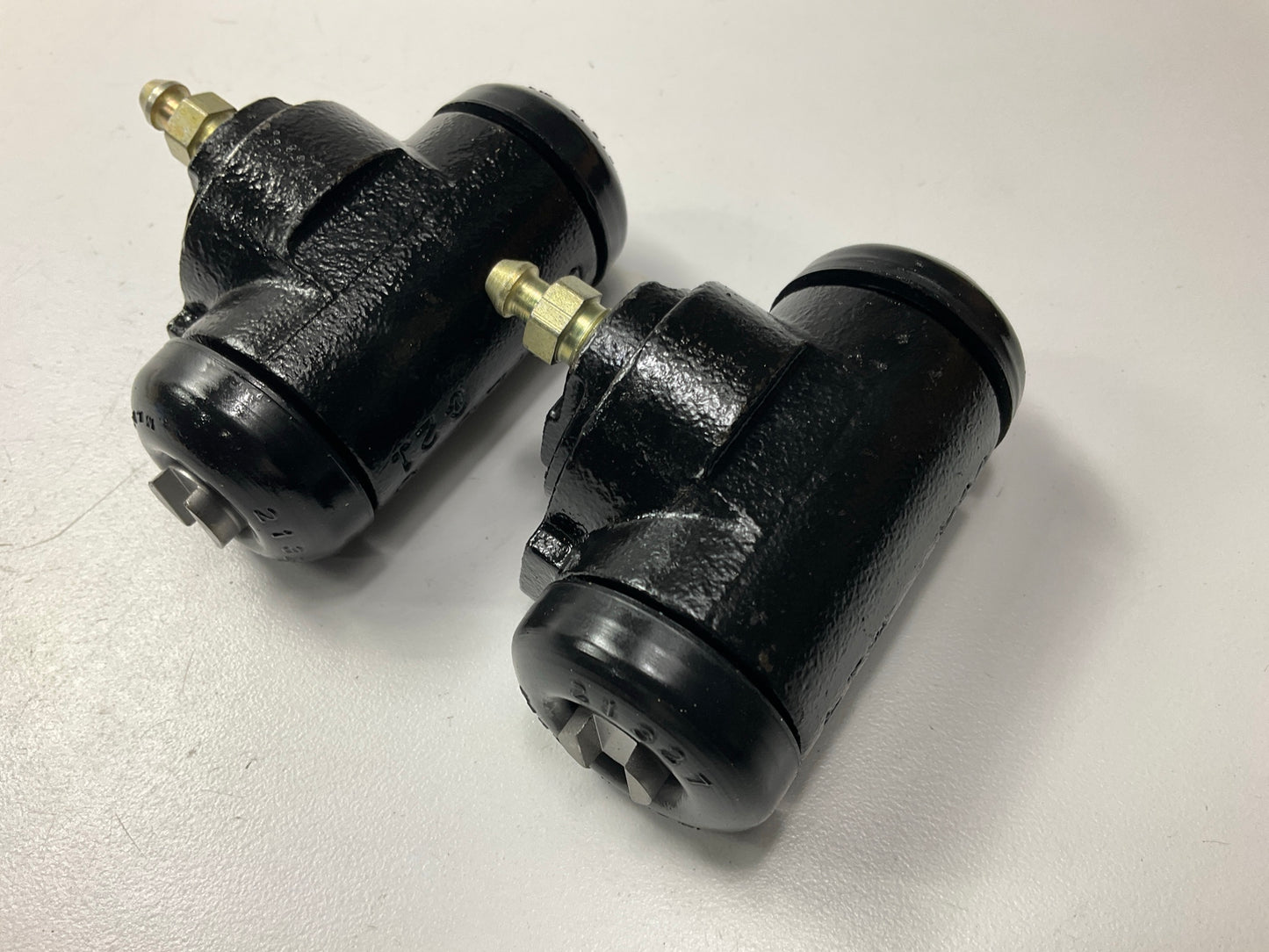 Bendix 34029 Rear Drum Brake Wheel Cylinder - PAIR