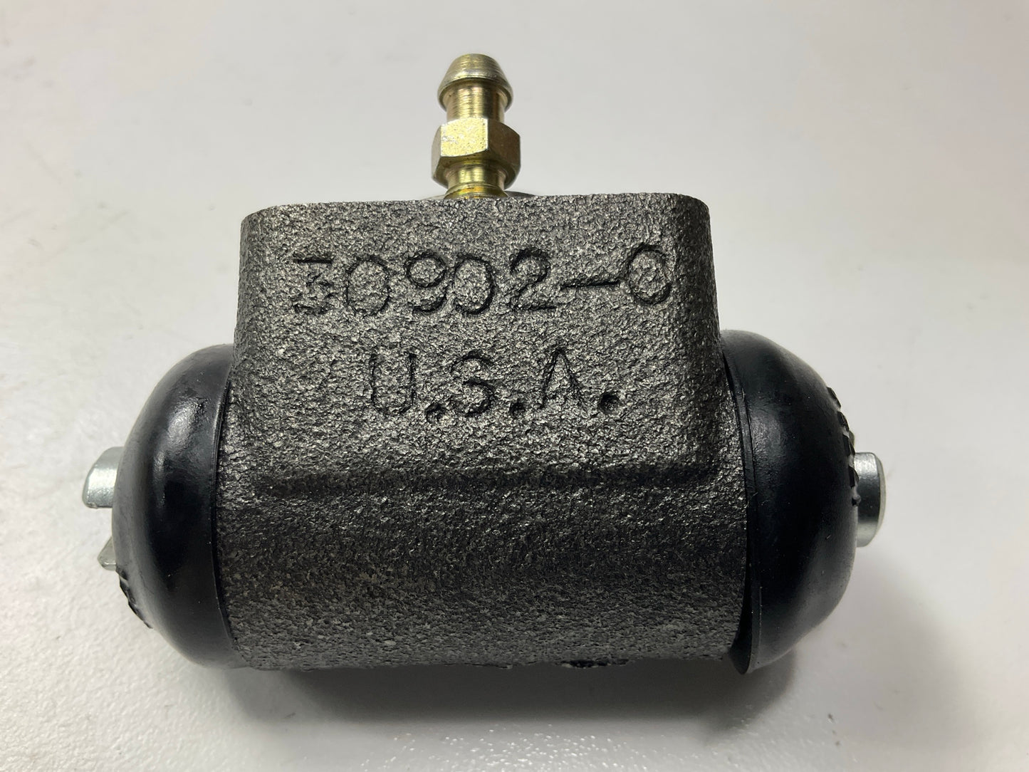 Bendix 34052 Rear Drum Brake Wheel Cylinder