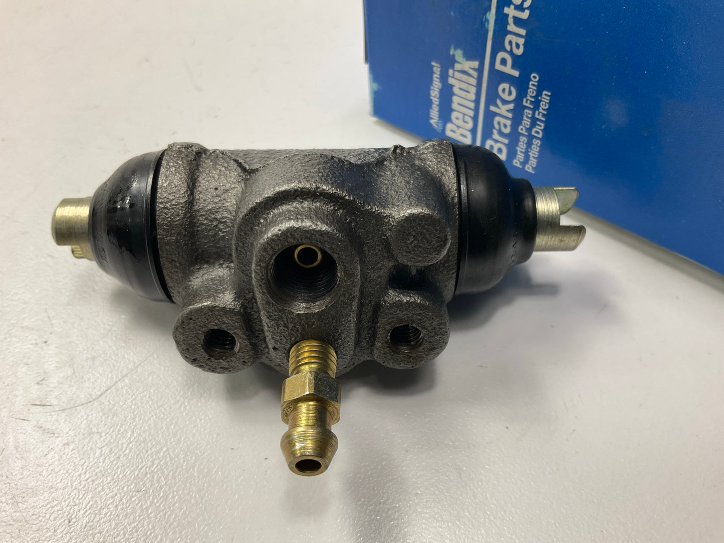 Bendix 34070 Rear Drum Brake Wheel Cylinder