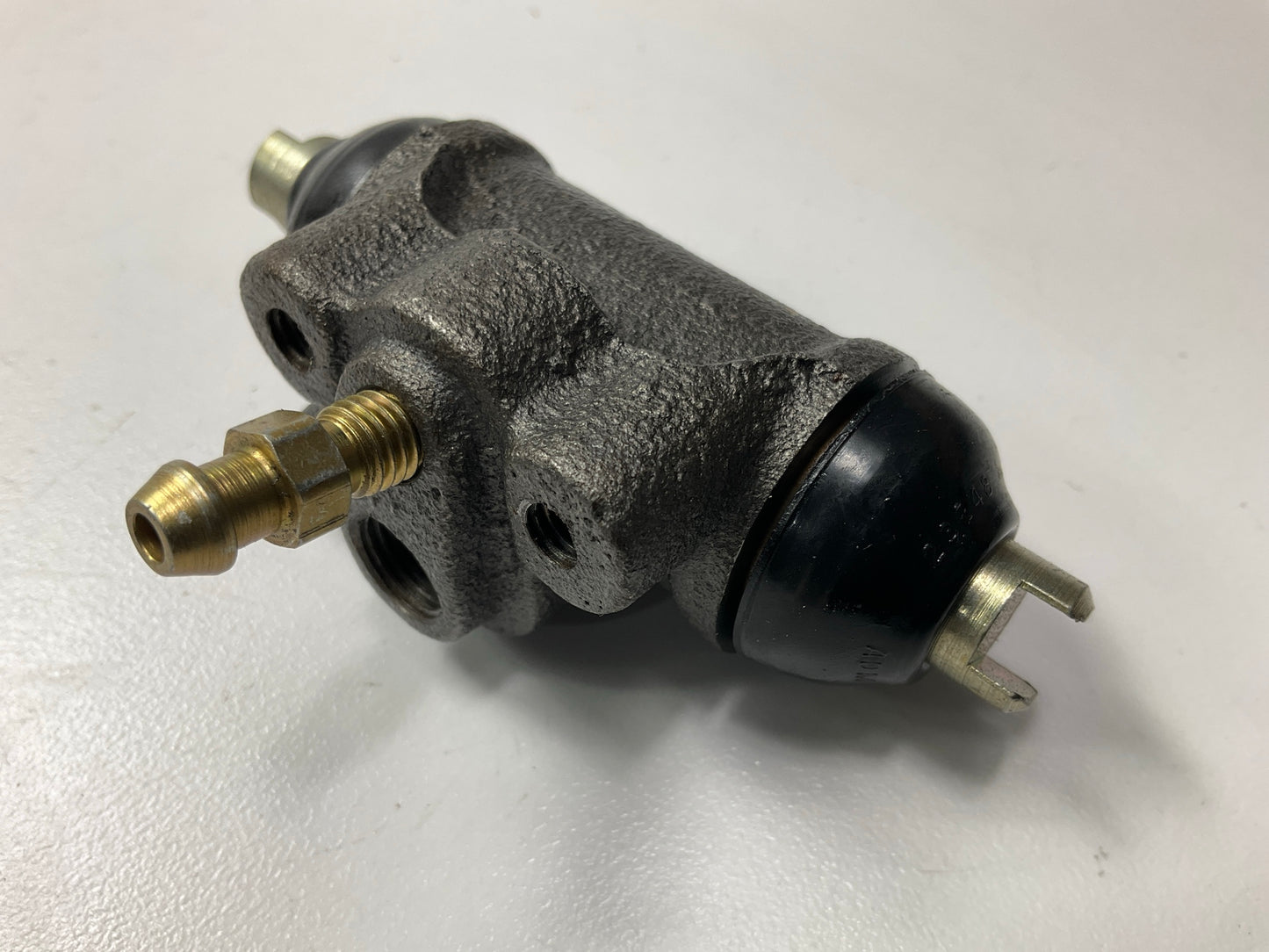 Bendix 34070 Rear Drum Brake Wheel Cylinder