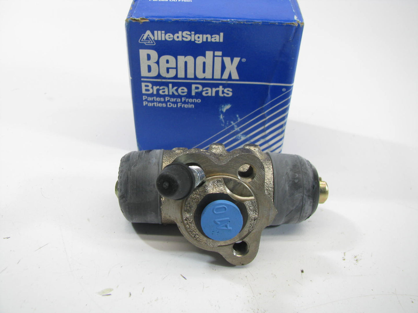 Bendix 34132 REAR LEFT Drum Brake Wheel Cylinder