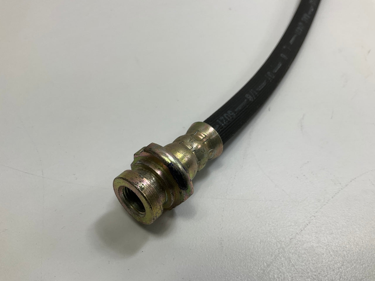 Bendix 77253 Front Center Brake Hose For 1980-1986 Datsun 720 Pickup RWD ONLY