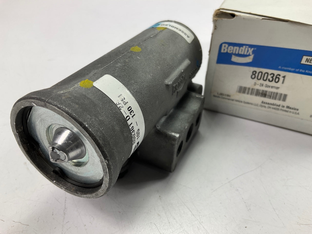 Bendix 800361 Air Brake Compressor Governor D-2A Governor,  105-130 PSI