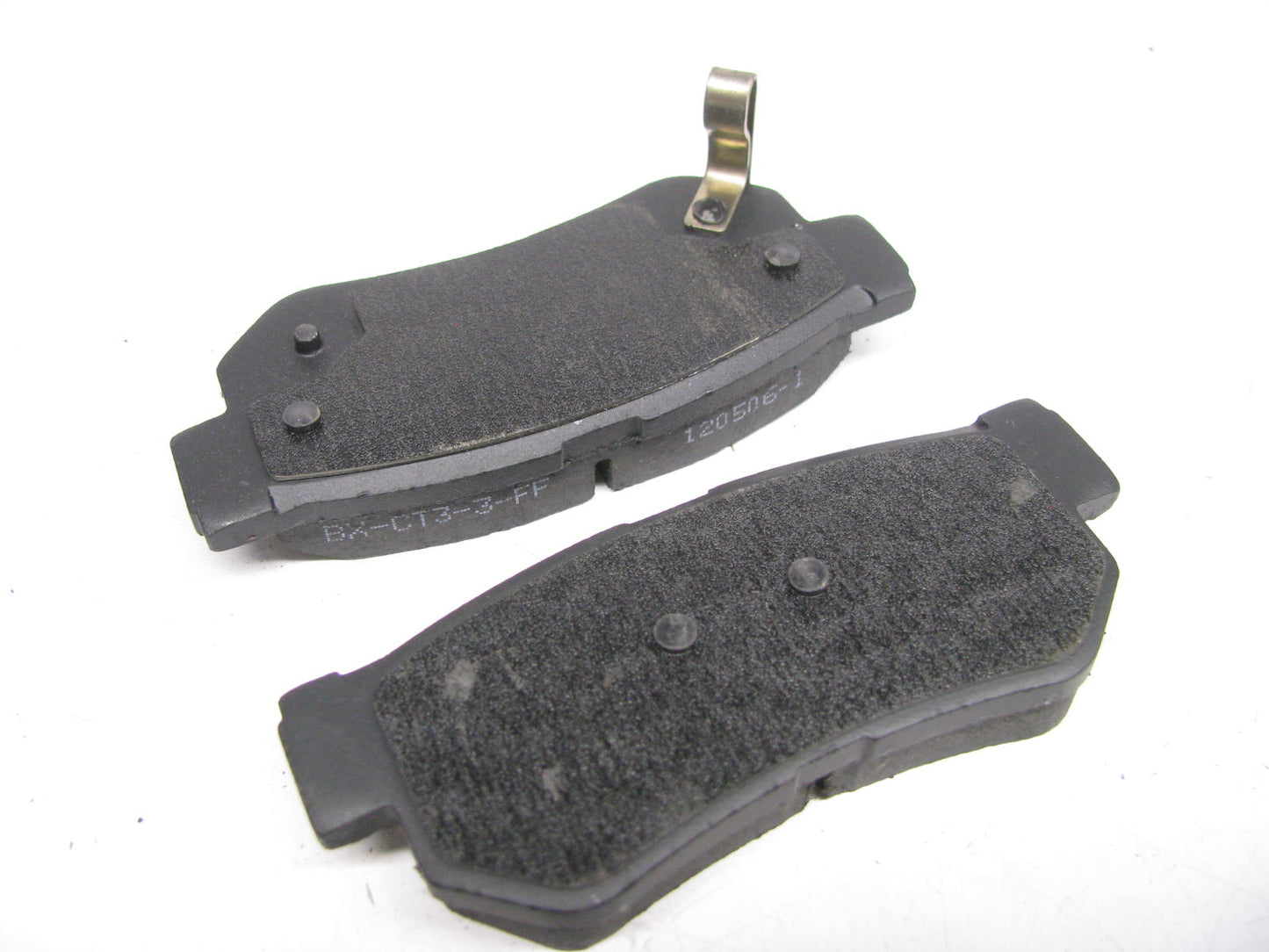 Bendix D813CT Ceramic Disc Brake Pads - Rear