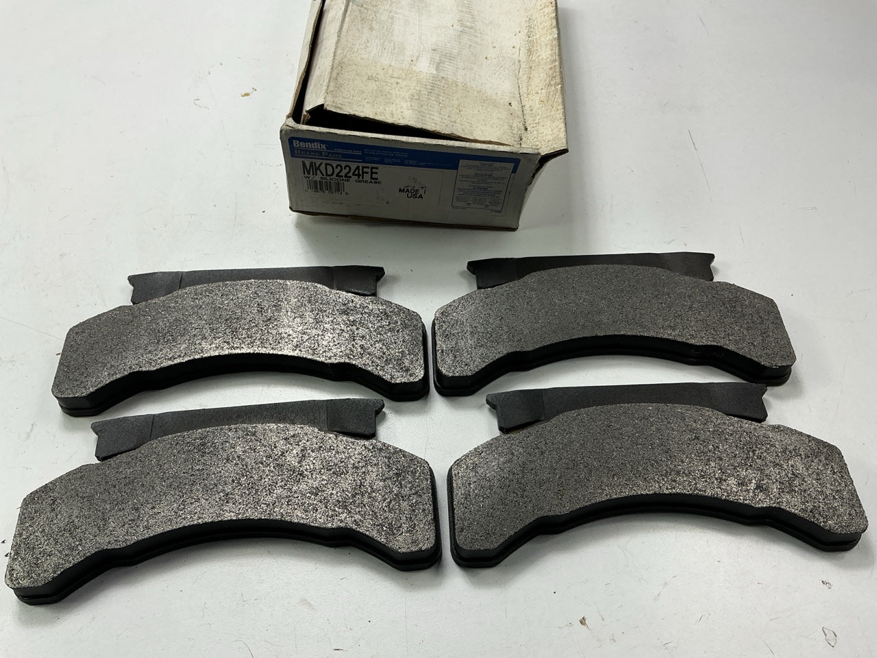Bendix MKD224FE Front Disc Semi-Metallic Brake Pads