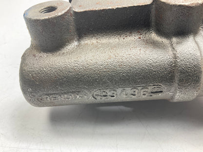 REMAN. Bendix R11494 Brake Master Cylinder