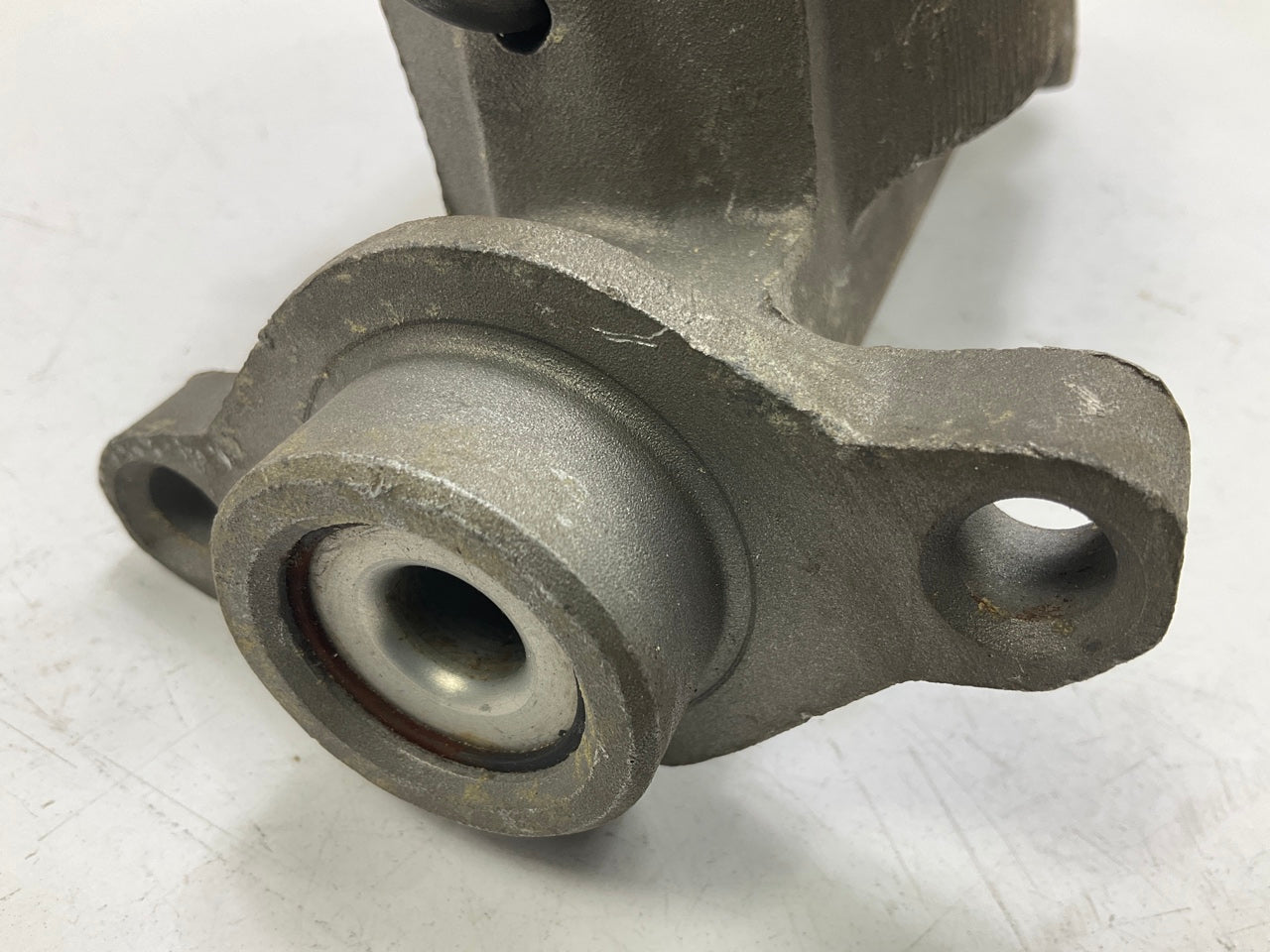 Surface Rust - Bendix R11518 Brake Master Cylinder - REMAN