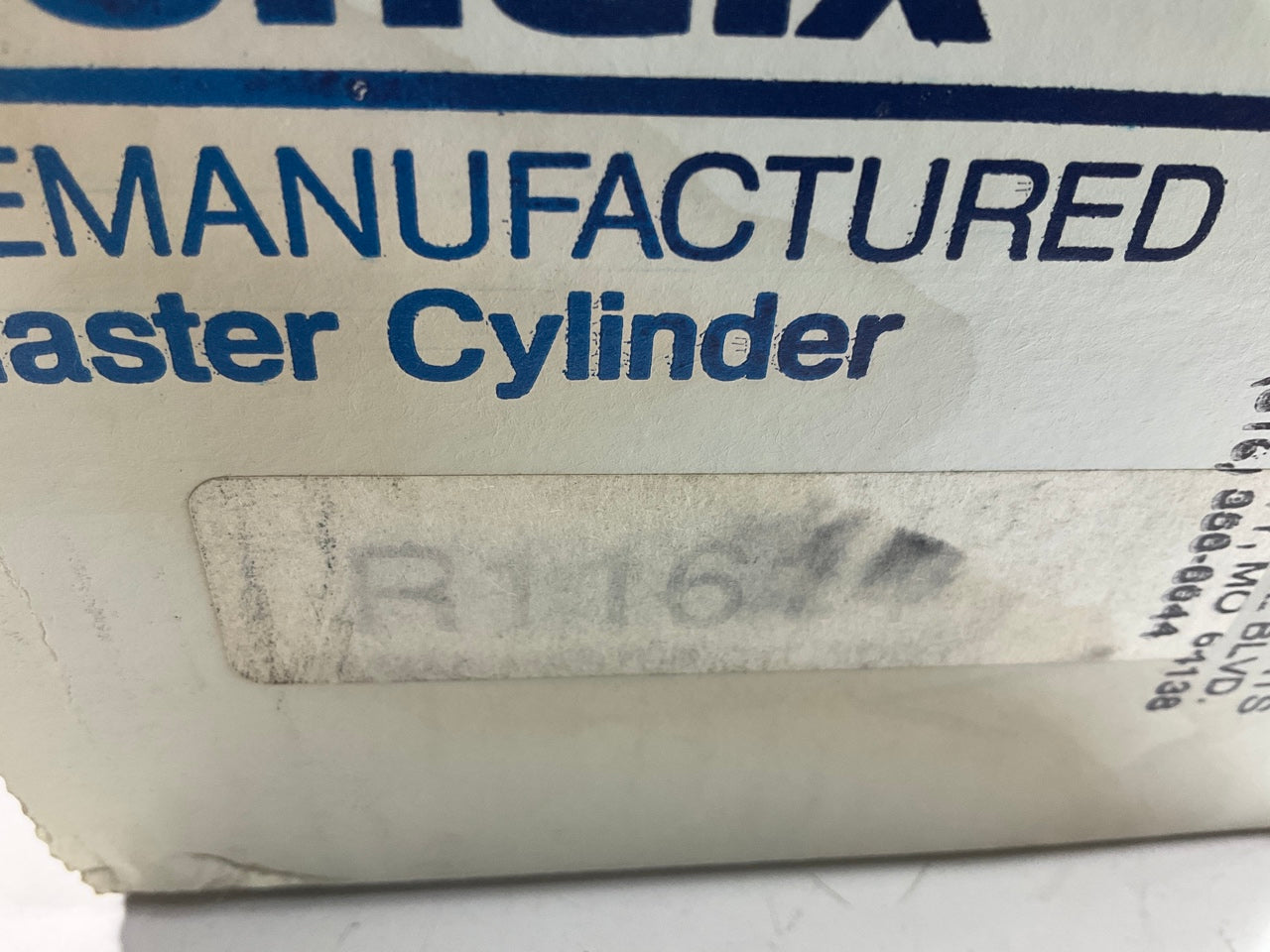 REMAN. Bendix R11614 Brake Master Cylinder