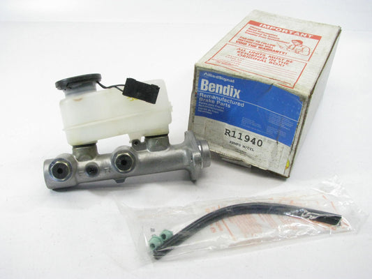 Bendix R11940 Reman Brake Master Cylinder For 1981-1982 Datsun 310