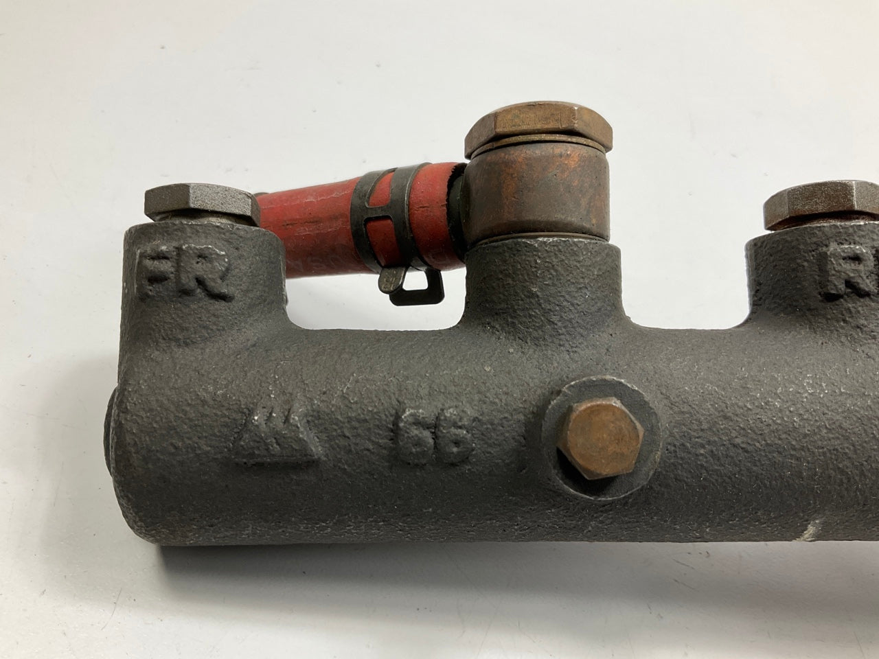 REMAN. Bendix R 12150 Brake Master Cylinder