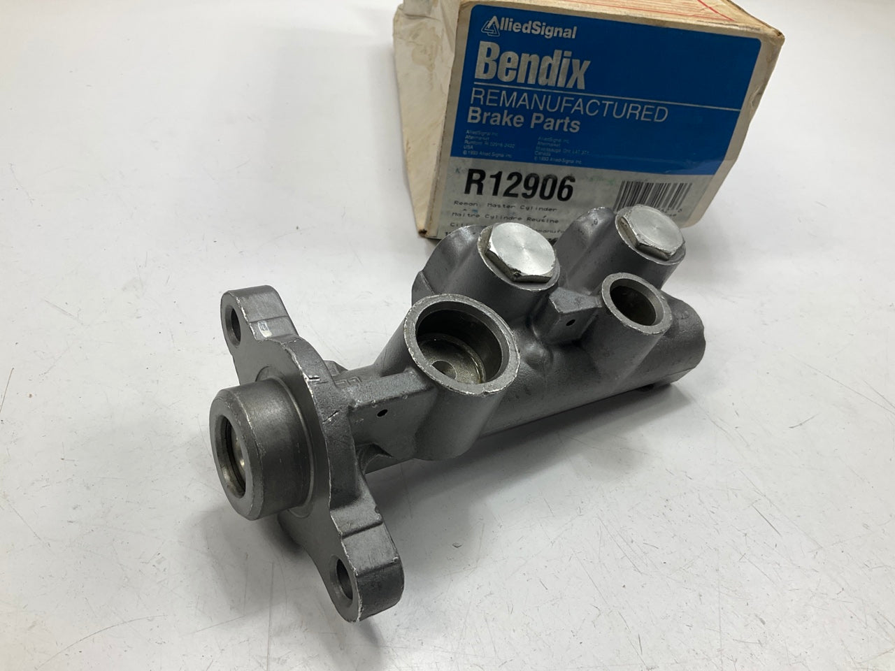 REMAN. Bendix R 12906 Brake Master Cylinder