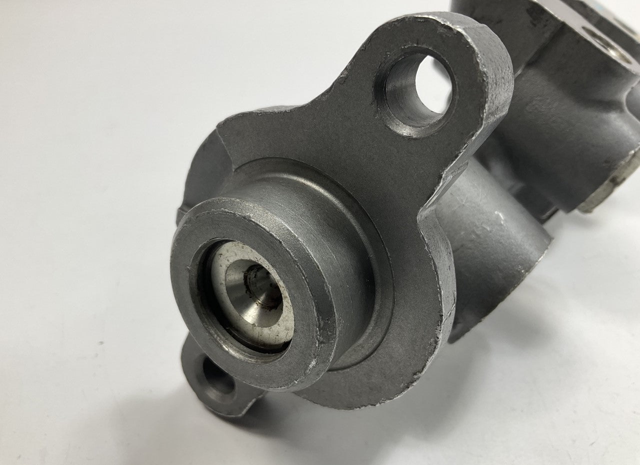 REMAN. Bendix R 12906 Brake Master Cylinder