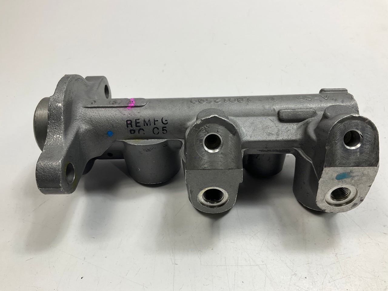 REMAN. Bendix R 12906 Brake Master Cylinder