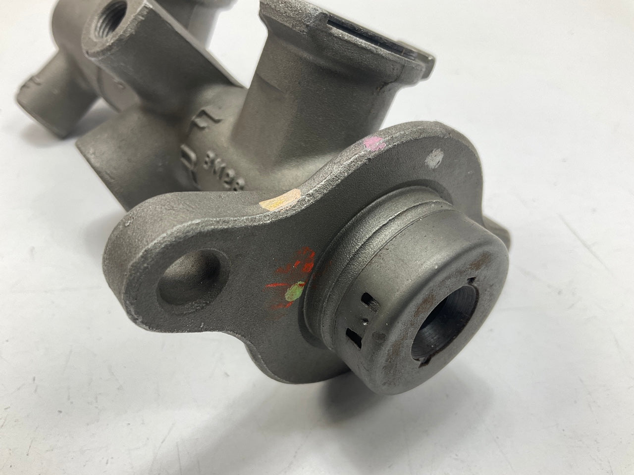 REMAN. Bendix R 12929 Brake Master Cylinder For 1991-1994 Nissan Sentra