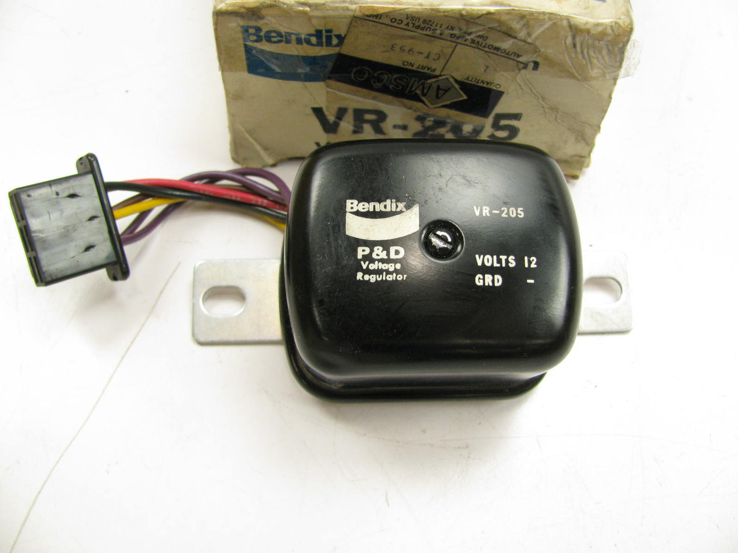 Bendix VR-205 Voltage Regulator -  CT-953  VR-205X