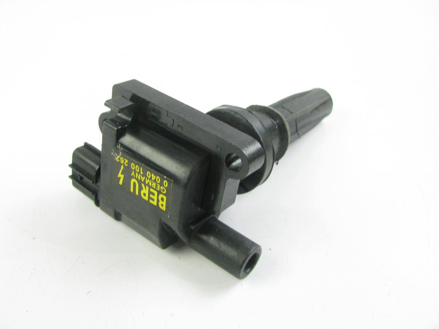 Beru 27301-38020 Direct Ignition Coil For 1999-2005 Hyundai 2.4L-L4