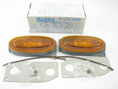 (2) Betts 211002 Amber B21 Aluminum Low Profile Side Marker Clearance Lamp Light