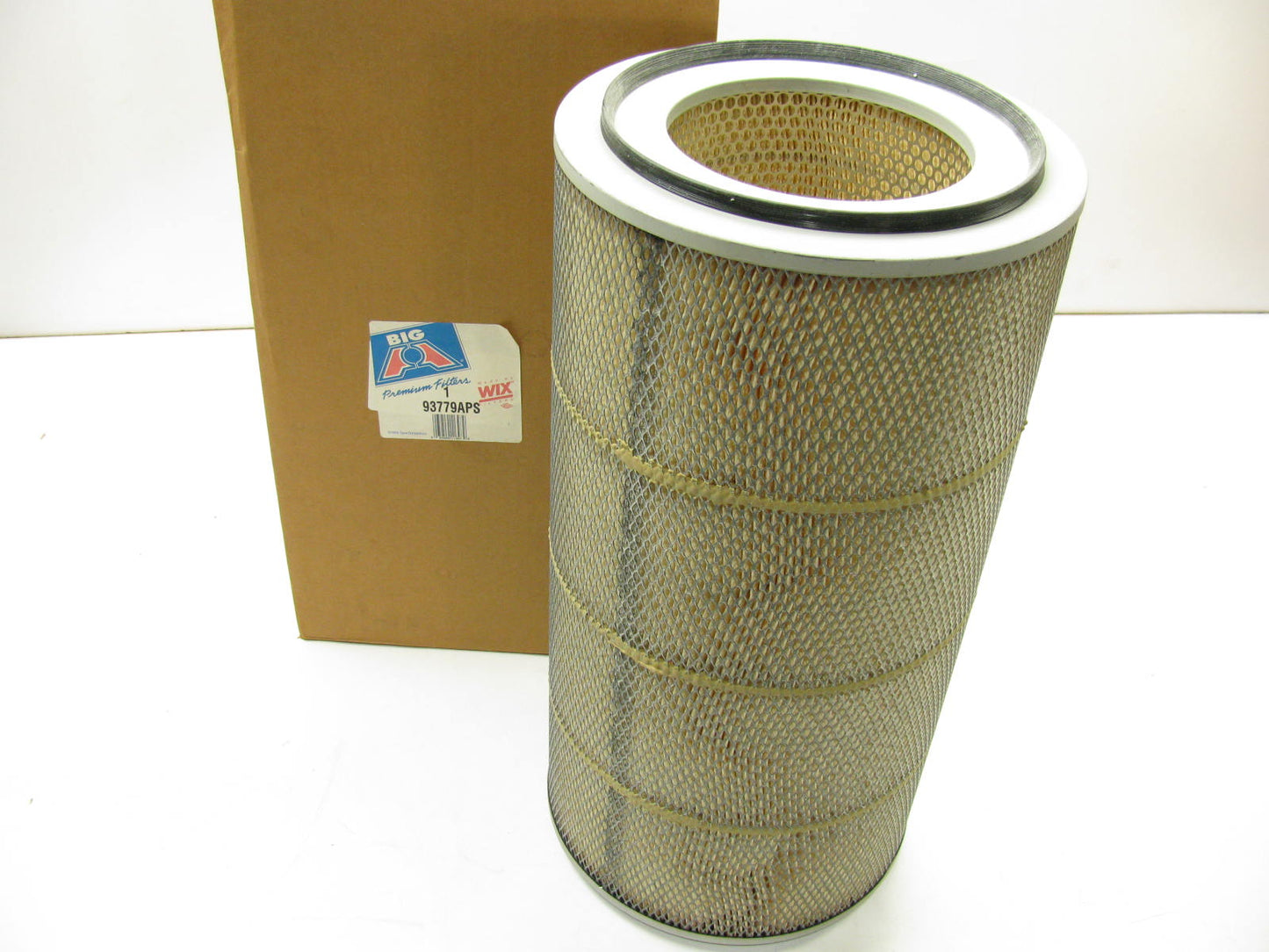 Big A 93779APS Air Filter For Ford LN, LNT-9000 Trucks W/ Detroit Diesel