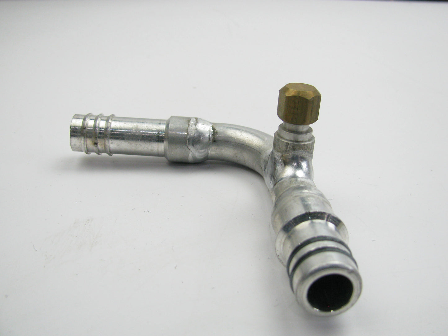 Big A A7453 90 Deg Male W/ 1/4'' Charge Port 12# Hose 5/8'' Fitting 3/4'' Coupling