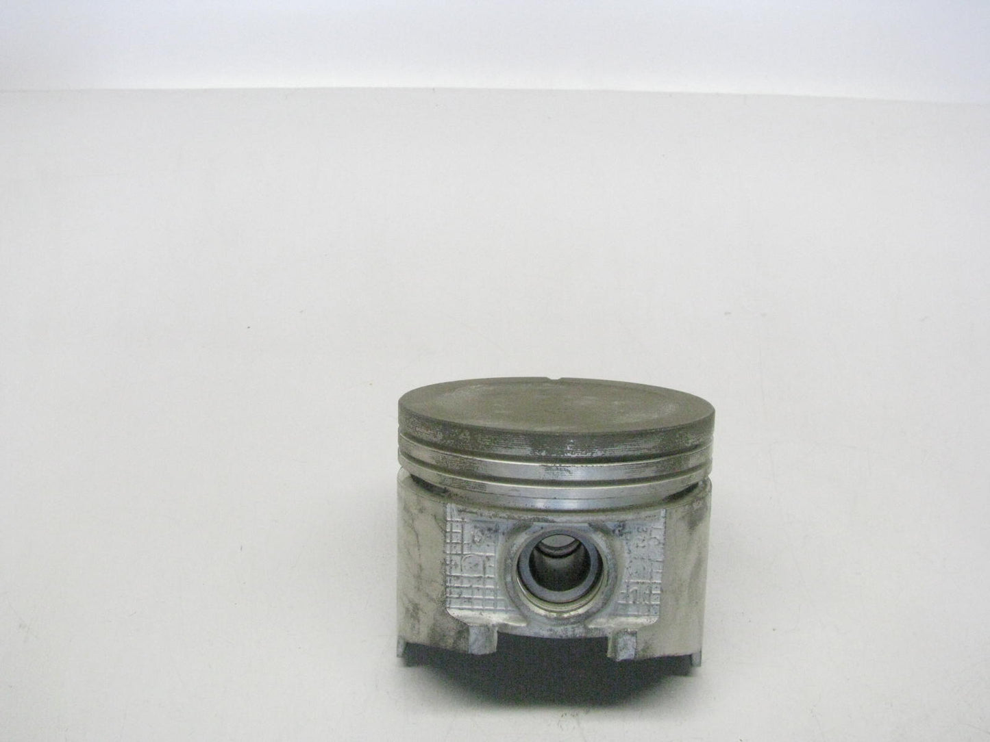 Big A L3016F-30 Engine Piston .030'' For 1975-1978 Chrysler 318-V8