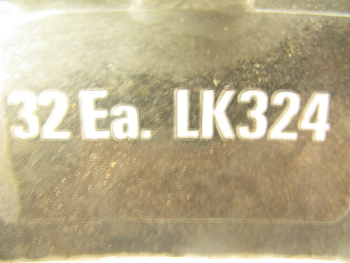 (32) Big A LK324 Engine Auxiliary Valve Keeper Locks