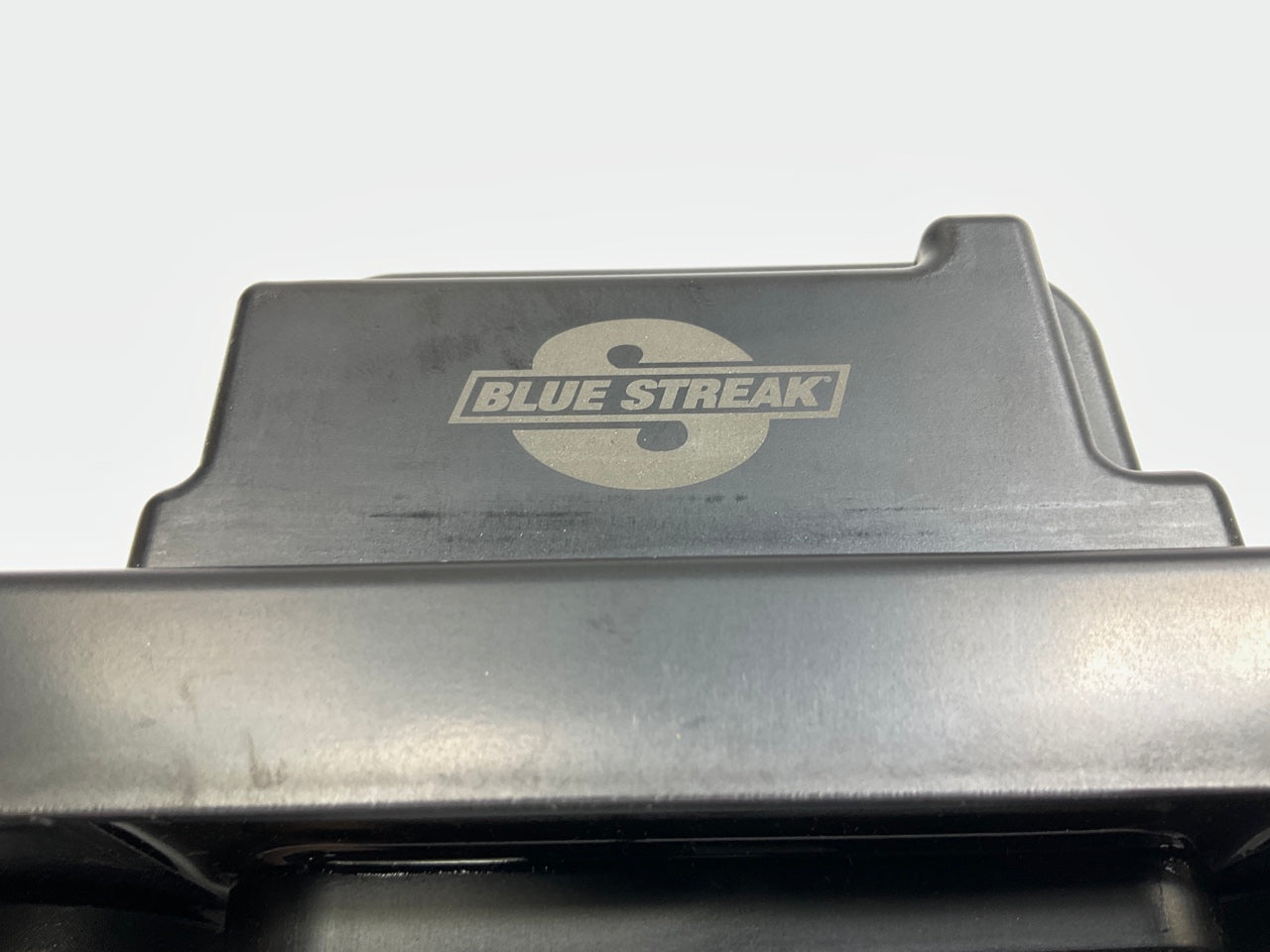 MINOR CONNECTOR DAMAGE - Blue Streak UF296 Ignition Coil