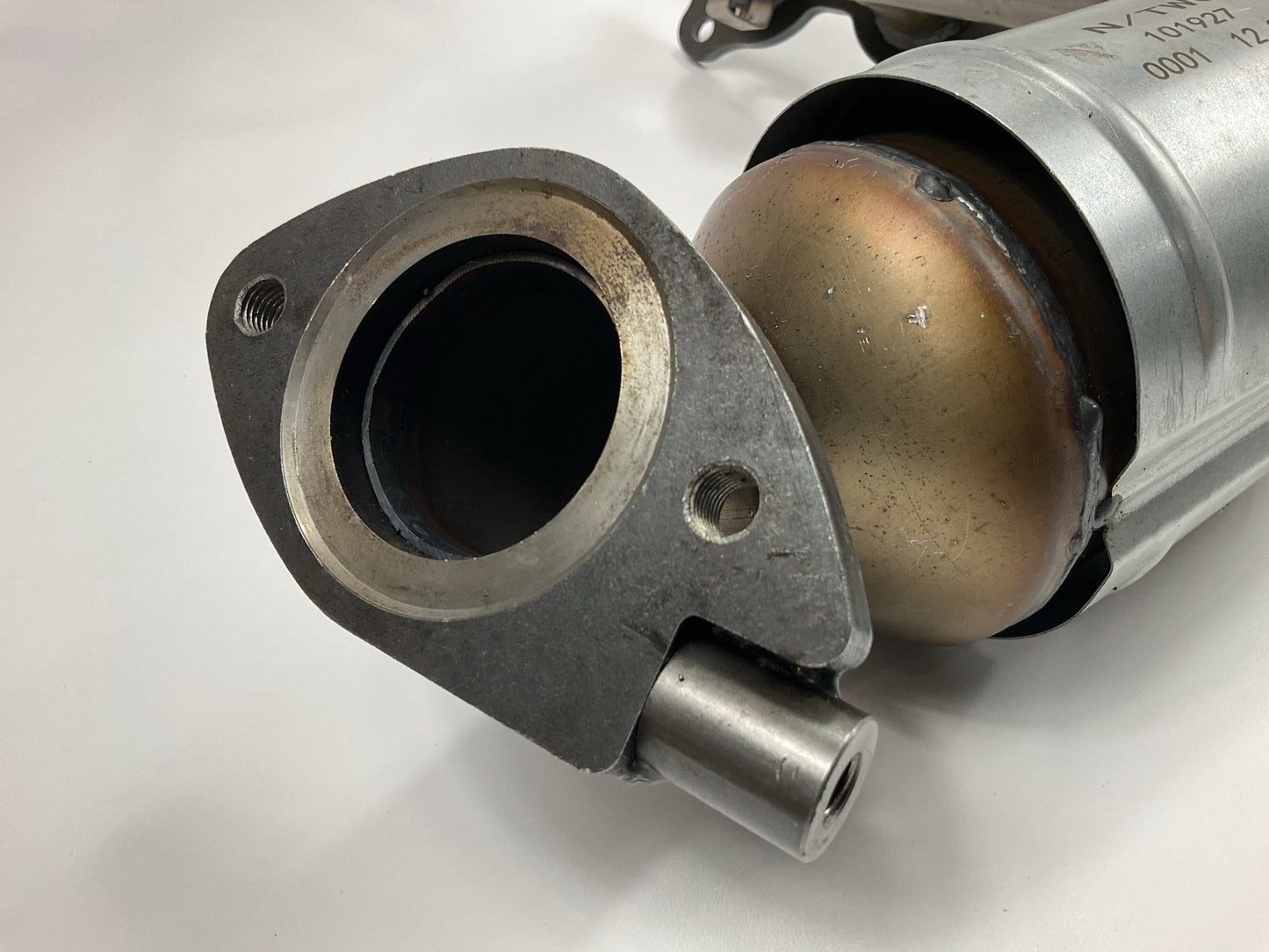 Blueflow 101927 Front Catalytic Converter For 2004-2006 Toyota Sienna