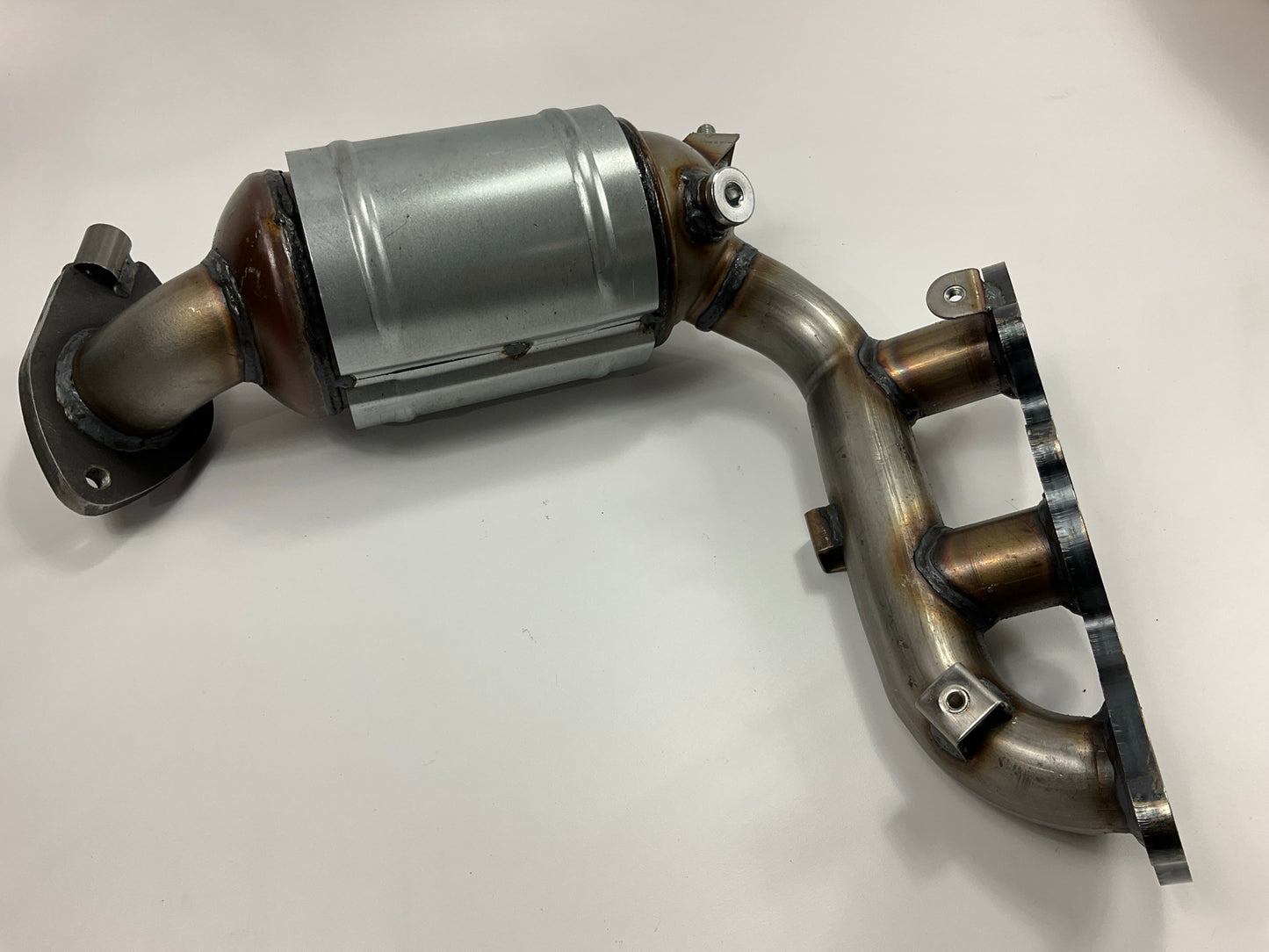 Blueflow 101927 Front Catalytic Converter For 2004-2006 Toyota Sienna