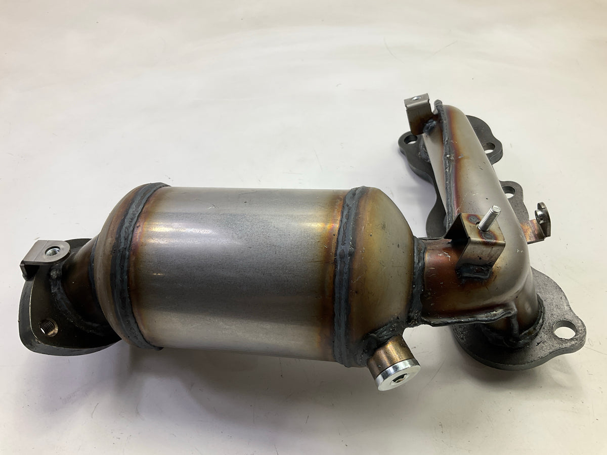 Blueflow 2011122 Front Left Catalytic Converter & Exhaust Manifold